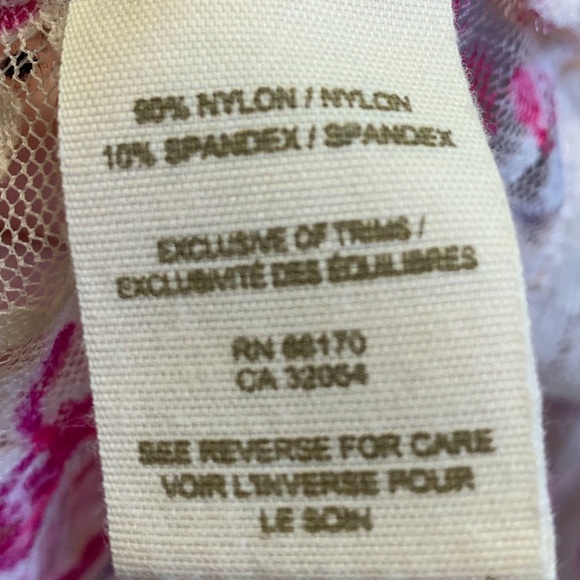 FP | Scandalous Y2K Coquette Scalloped Bodycon Floral Lace Sheer Second Skin Top - Picture 9 of 13